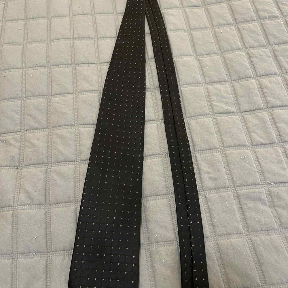 NWOT Docker's Black Polka Dot Tie - Picture 2 of 3
